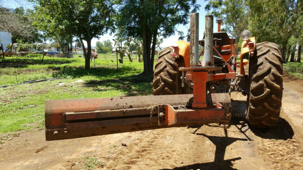 grader blade banner